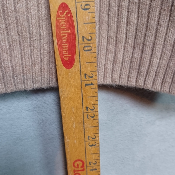 Christian Lacroix Women’s Merino Wool Cashmere Beige Knit S Collared Sweater Top - Picture 10 of 10